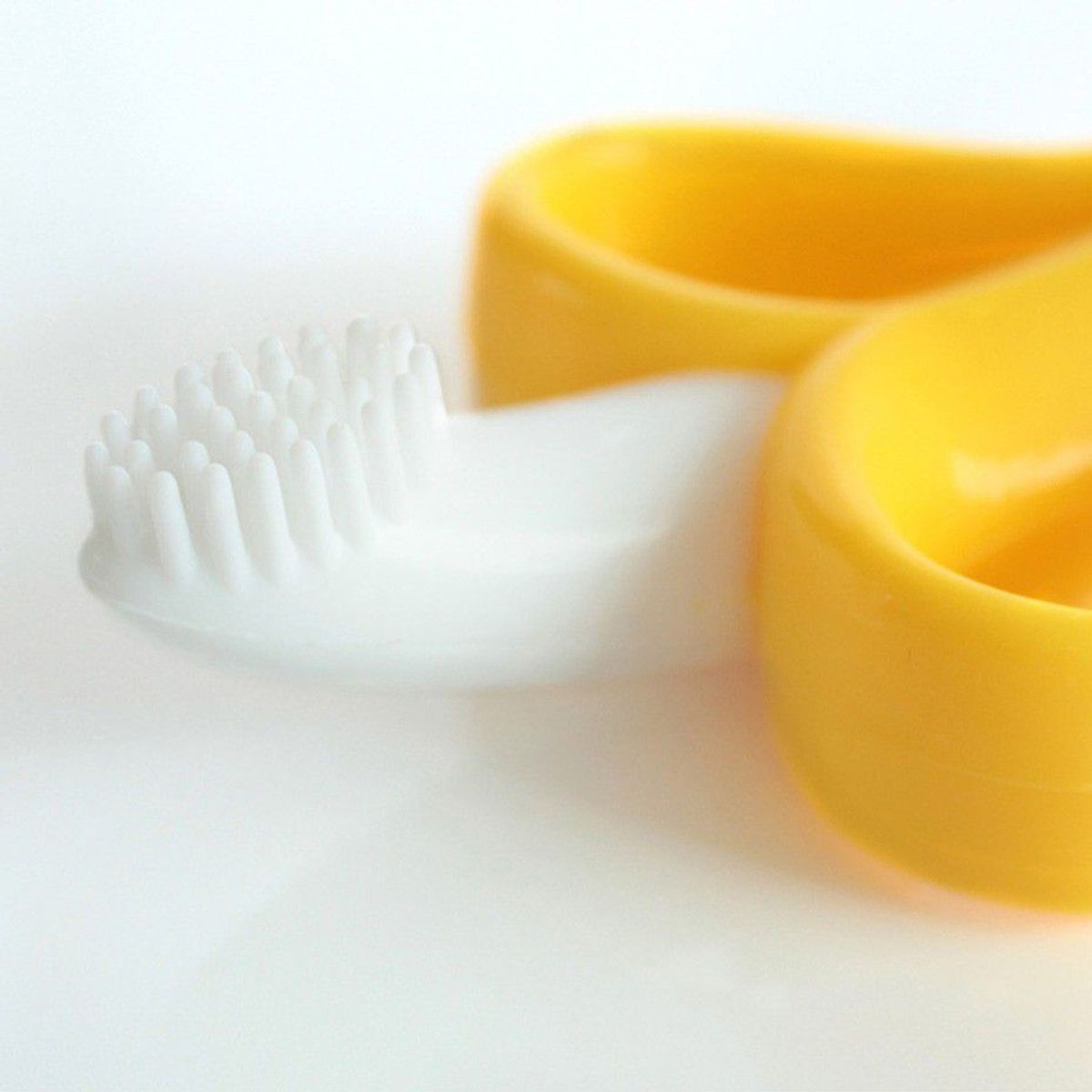 GENERICO - Rasca Encías Bebe Mordedor Estimulante Dientes Banano Amari