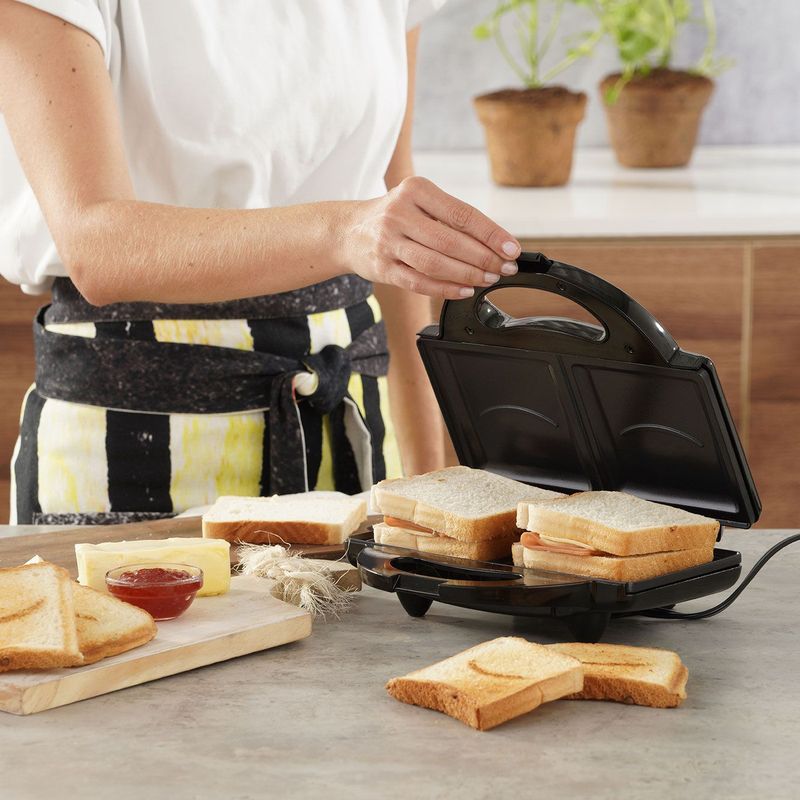 Sandwich Maker Sanduchera Home Elements Exito SANDUCHERA PANINI