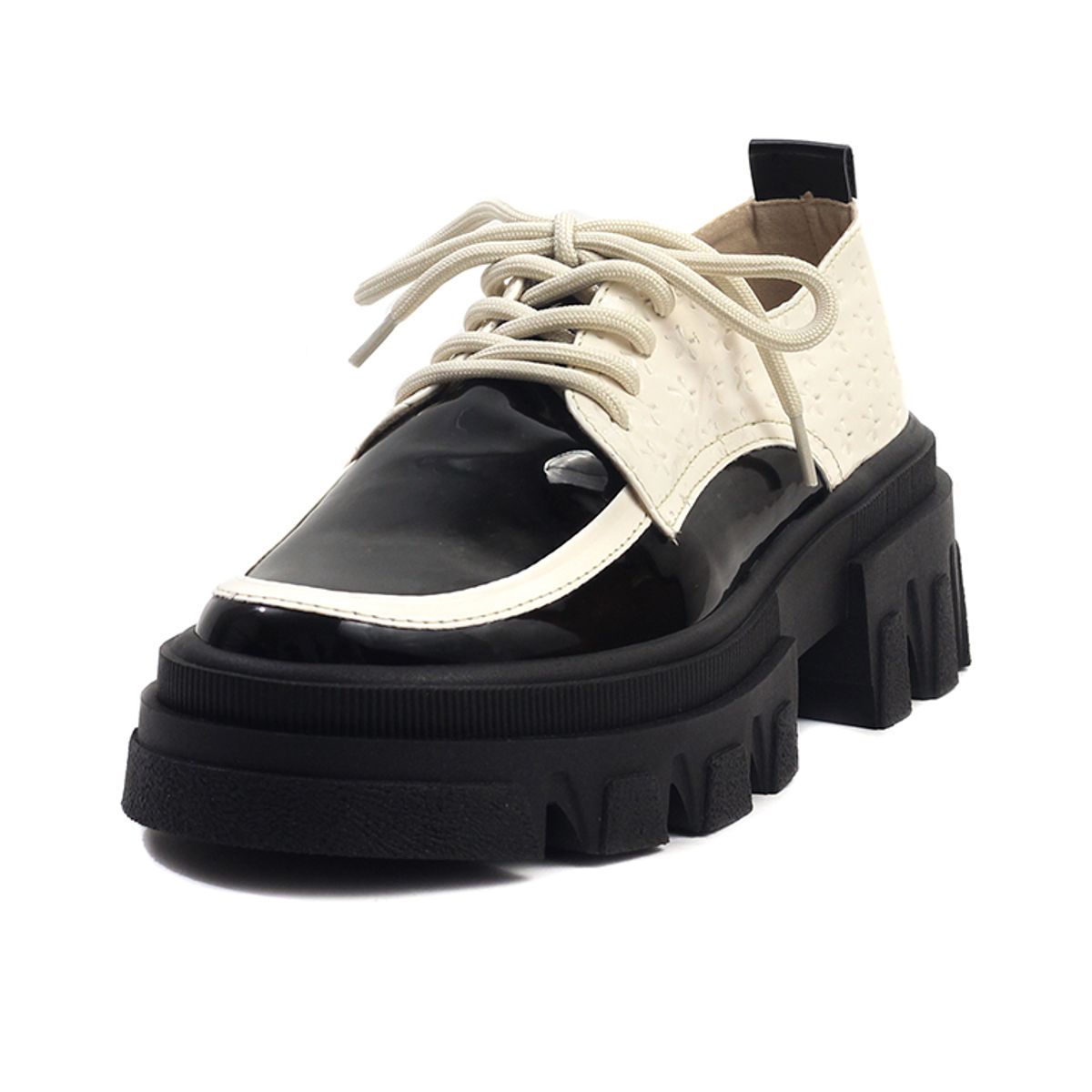 BALLERINA - Zapato Oxford Beige x Negro Ballerinas Salma