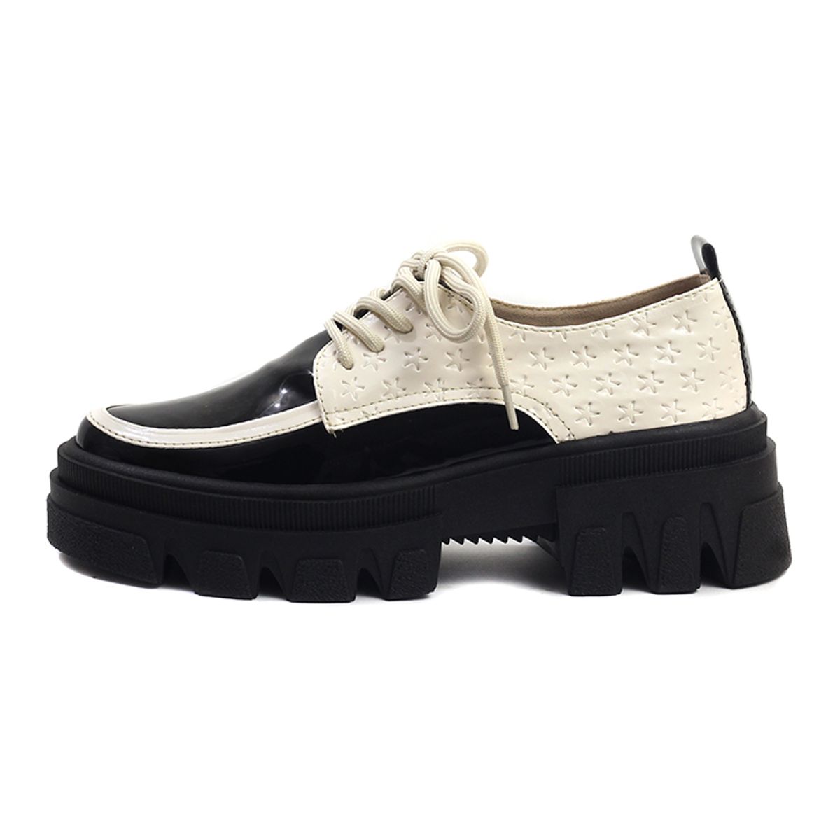 BALLERINA - Zapato Oxford Beige x Negro Ballerinas Salma