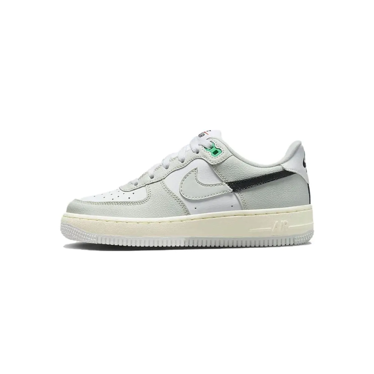 NIKE - Tenis Nike Air Force 1 LV8 2