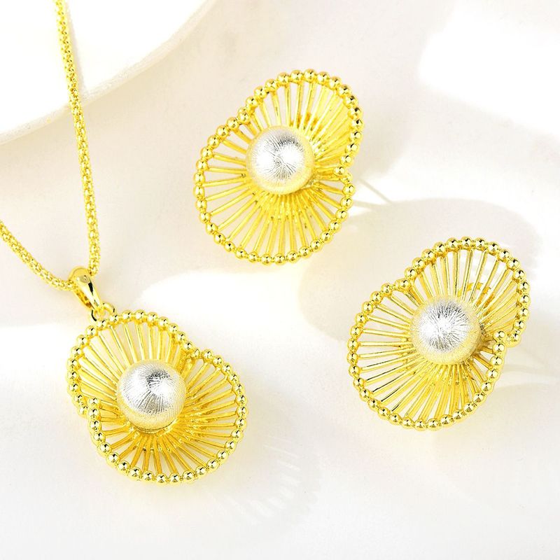 VERAMOREST - Set Collar y Aretes Dorados Veramorest