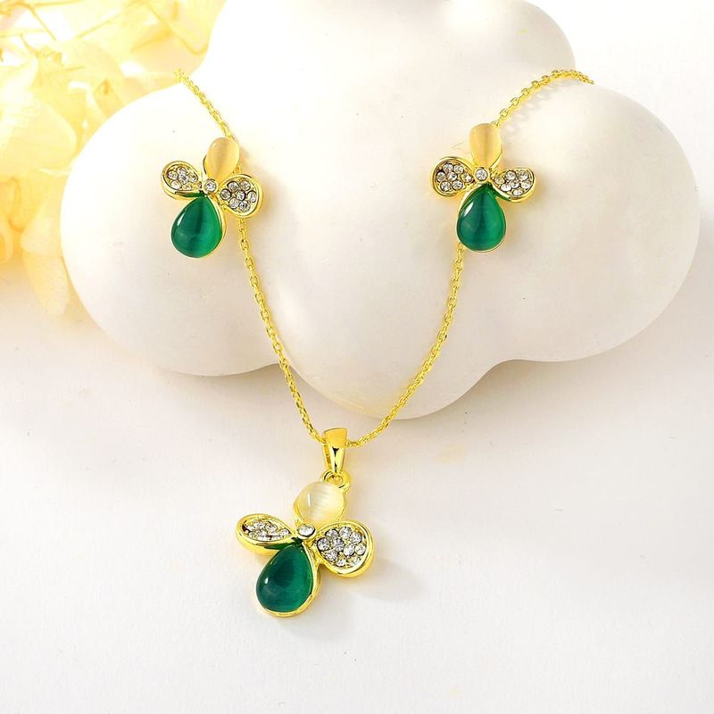 VERAMOREST - Set Aretes y Collar Flor Veramorest