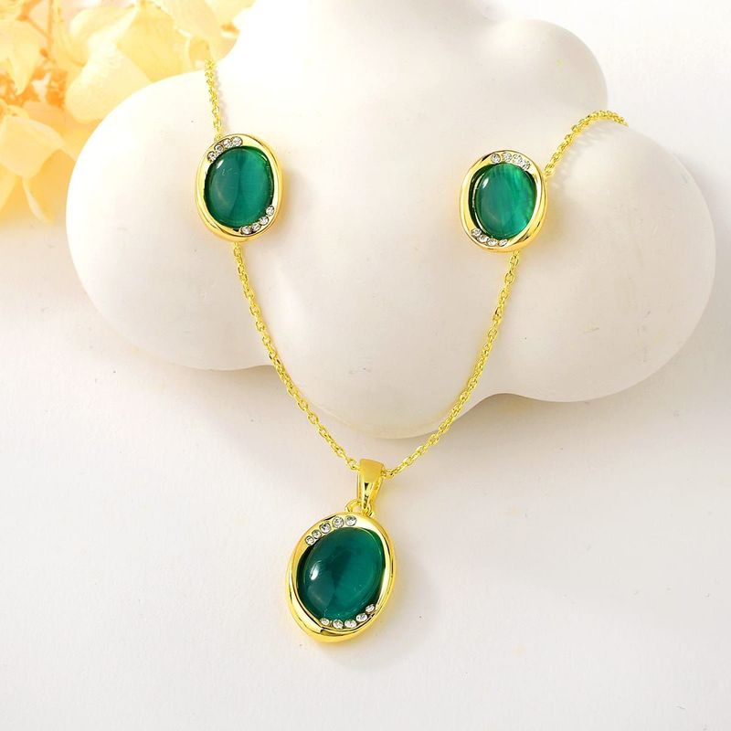 VERAMOREST - Set Aretes y Collar Plenitud Veramorest - Verde Gold