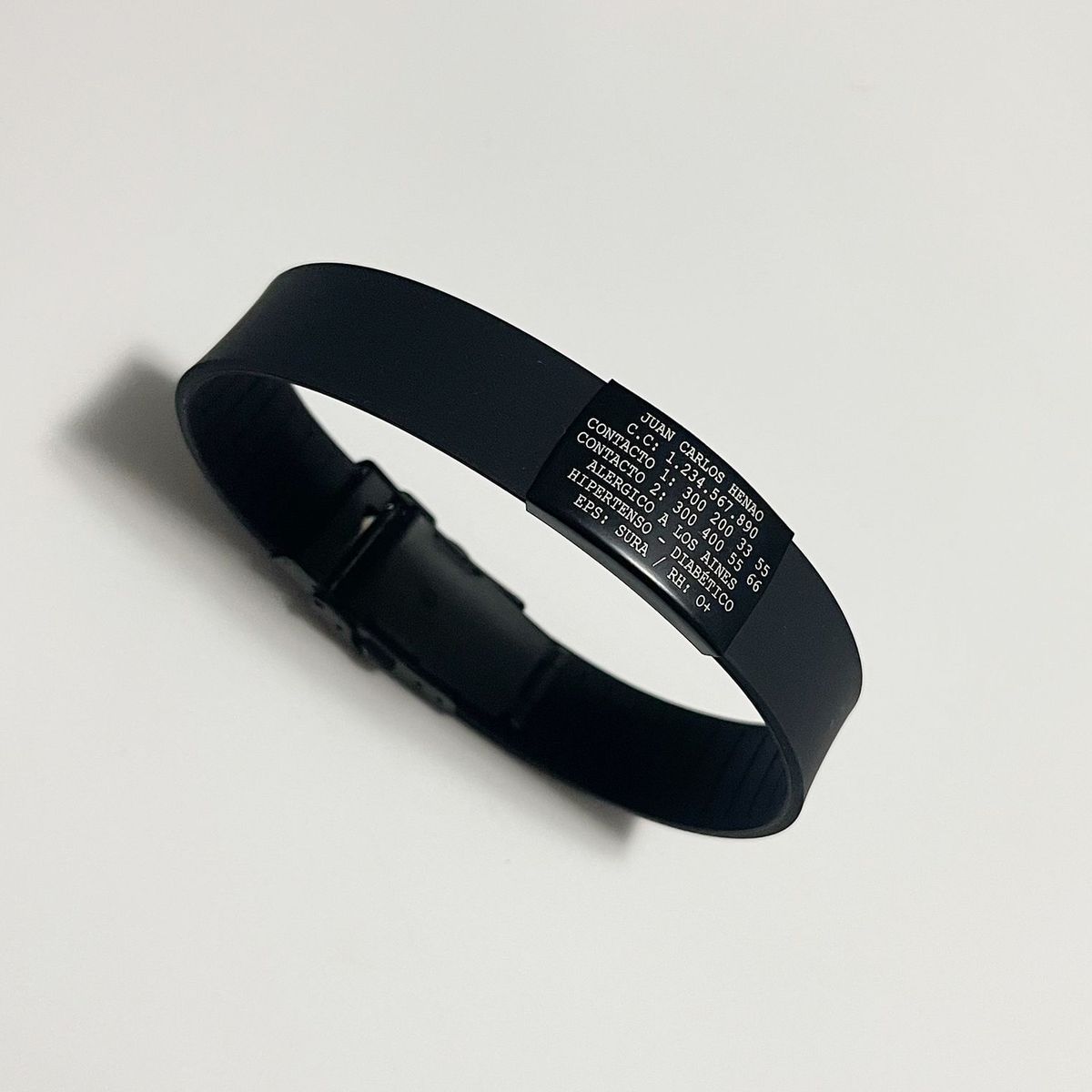 GENERICO - MANILLA DE IDENTIFICACIÓN PERSONAL DEPORTIVA