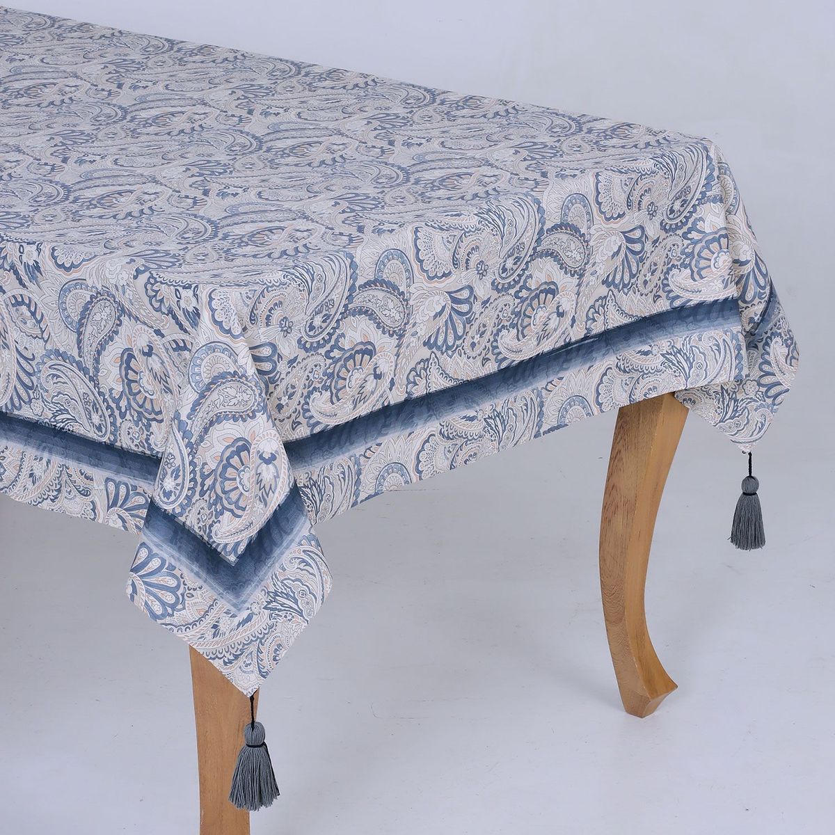 GARDENIA HOME DECOR - Mantel Eva 8 puestos (1.50x2.60)