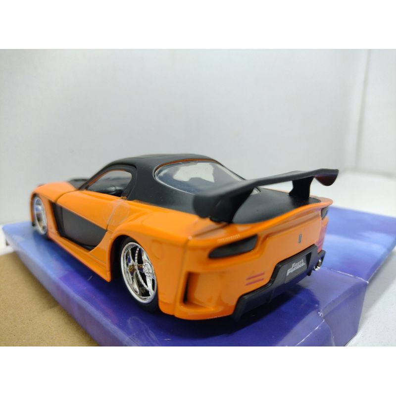 JADA TOYS - CARRO HAN´S MAZDA RX-7 NARANJA CON NEGRO a Escala 132