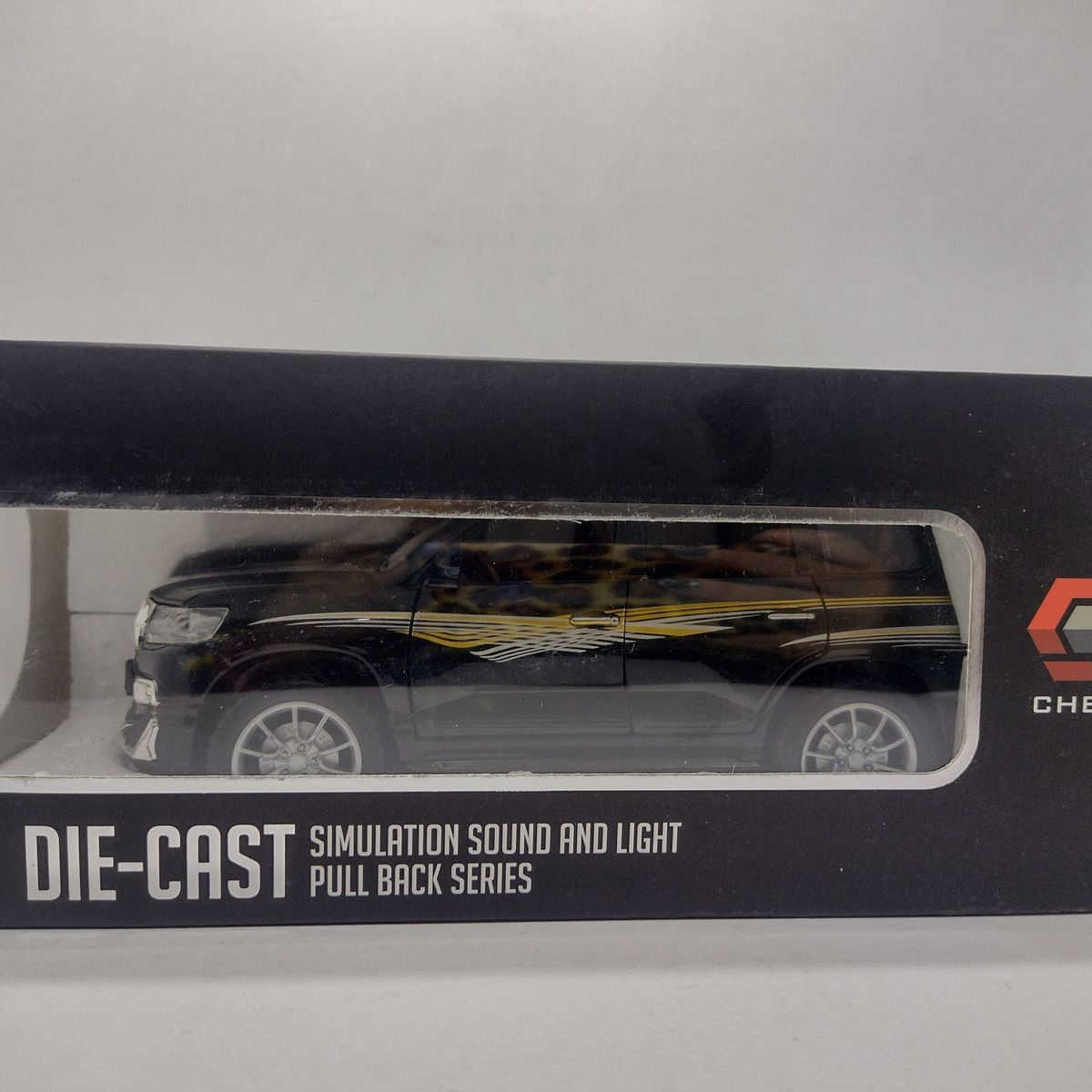 JADA TOYS - CAMIONETA TOYOTA PRADO NEGRA a Escala 124