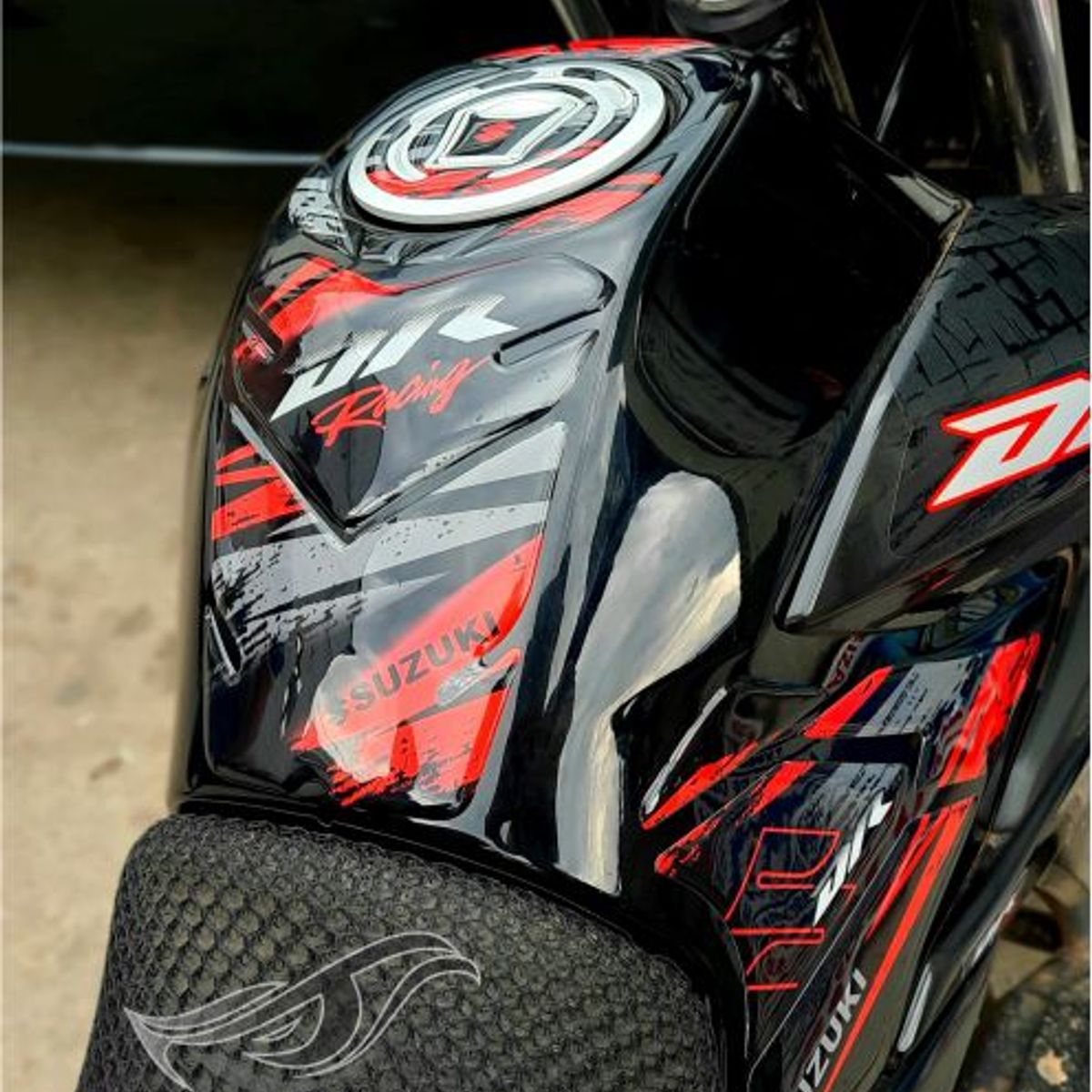 SUZUKI - Protector Tanque Suzuki Dr 150