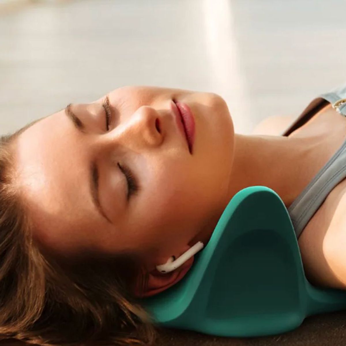 GENERICO - Masajeador de cuello cervical recargable con electroterapia FK23D-120