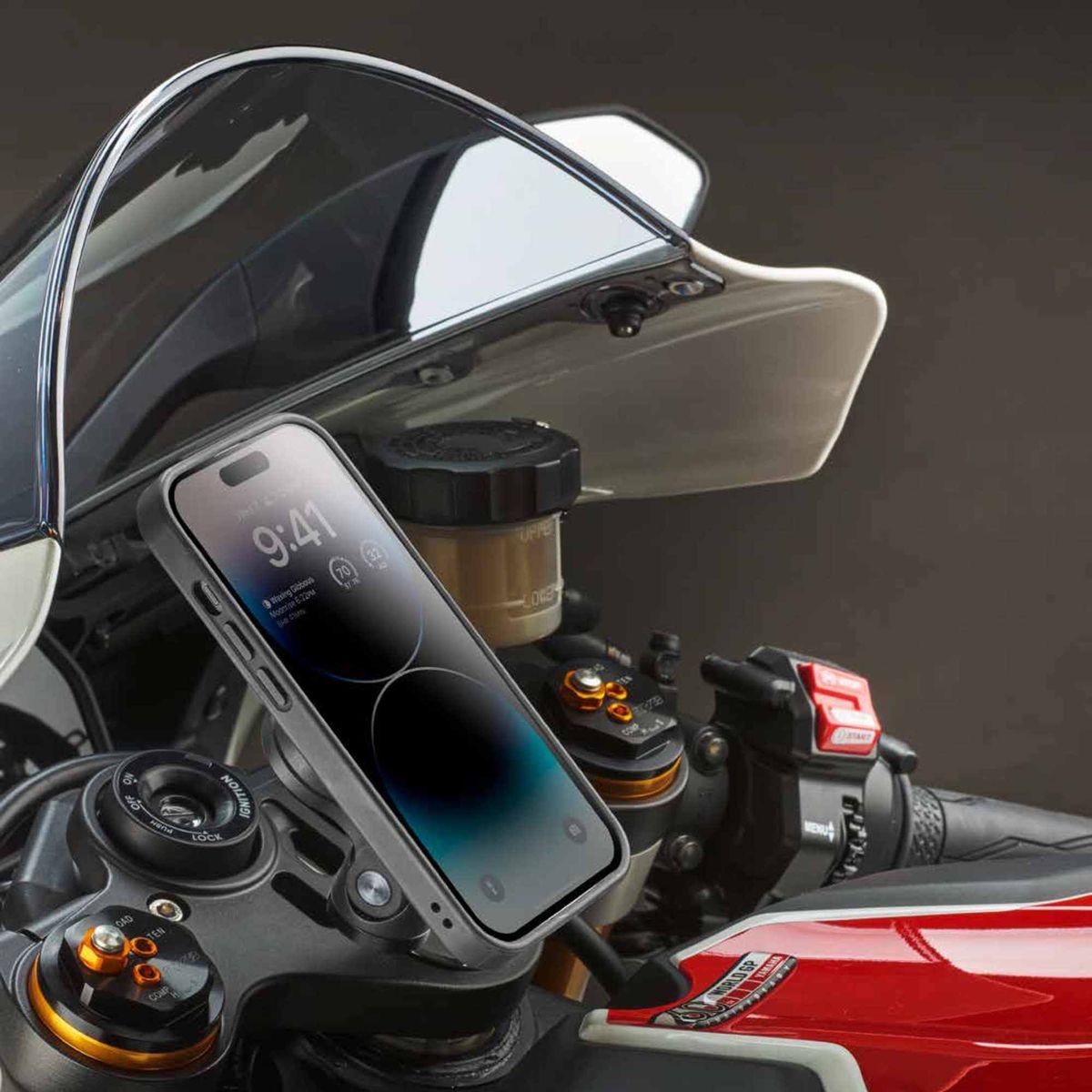 INTERPHONE - FUNDA IMPERMEABLE UNIVERSAL PARA CELULAR CON SOPORTE CUNAS