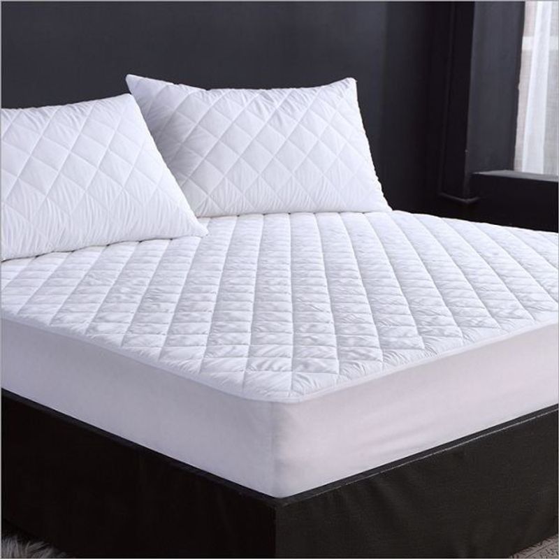 GENERICO - Combo Protector Acolchado Doble 140x190 + 2 Fundas Acolchadas 65x45