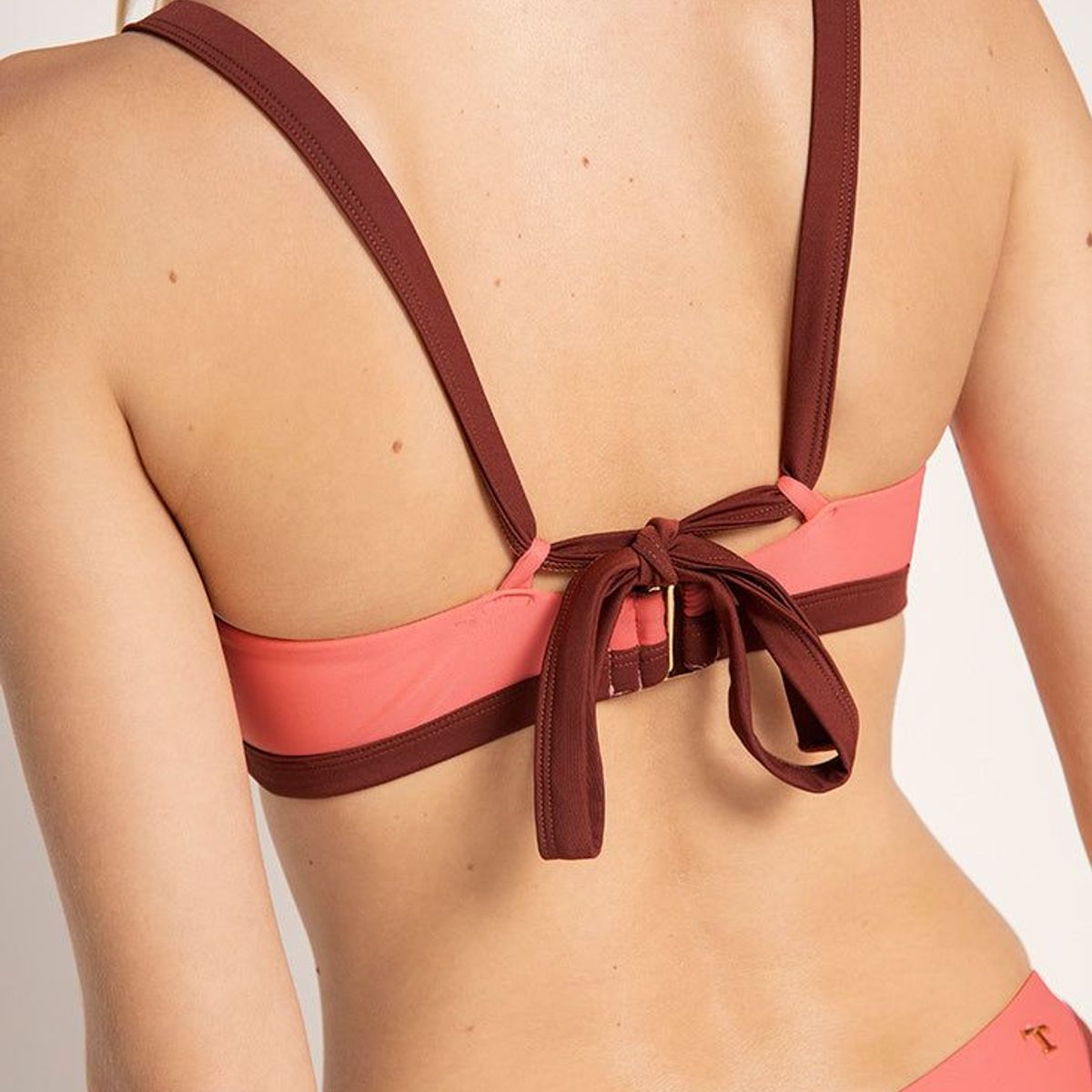 TOUCHE BALNEAIRE - Traje de Baño Top para dama Marca Touche Balneaire Ref 0B86042