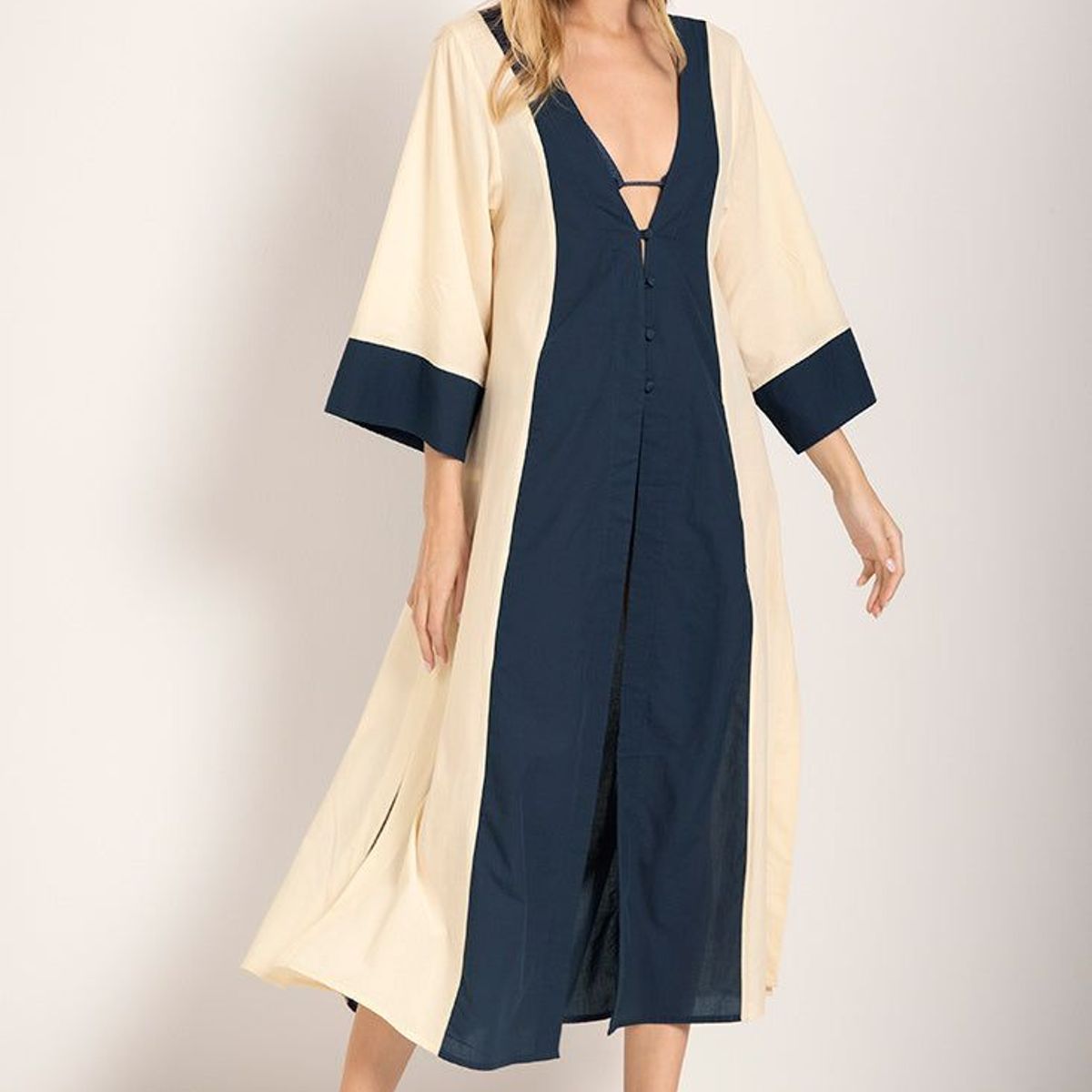 TOUCHE BALNEAIRE - Camison de playa para dama Marca Touche Balneaire Ref 0A71042