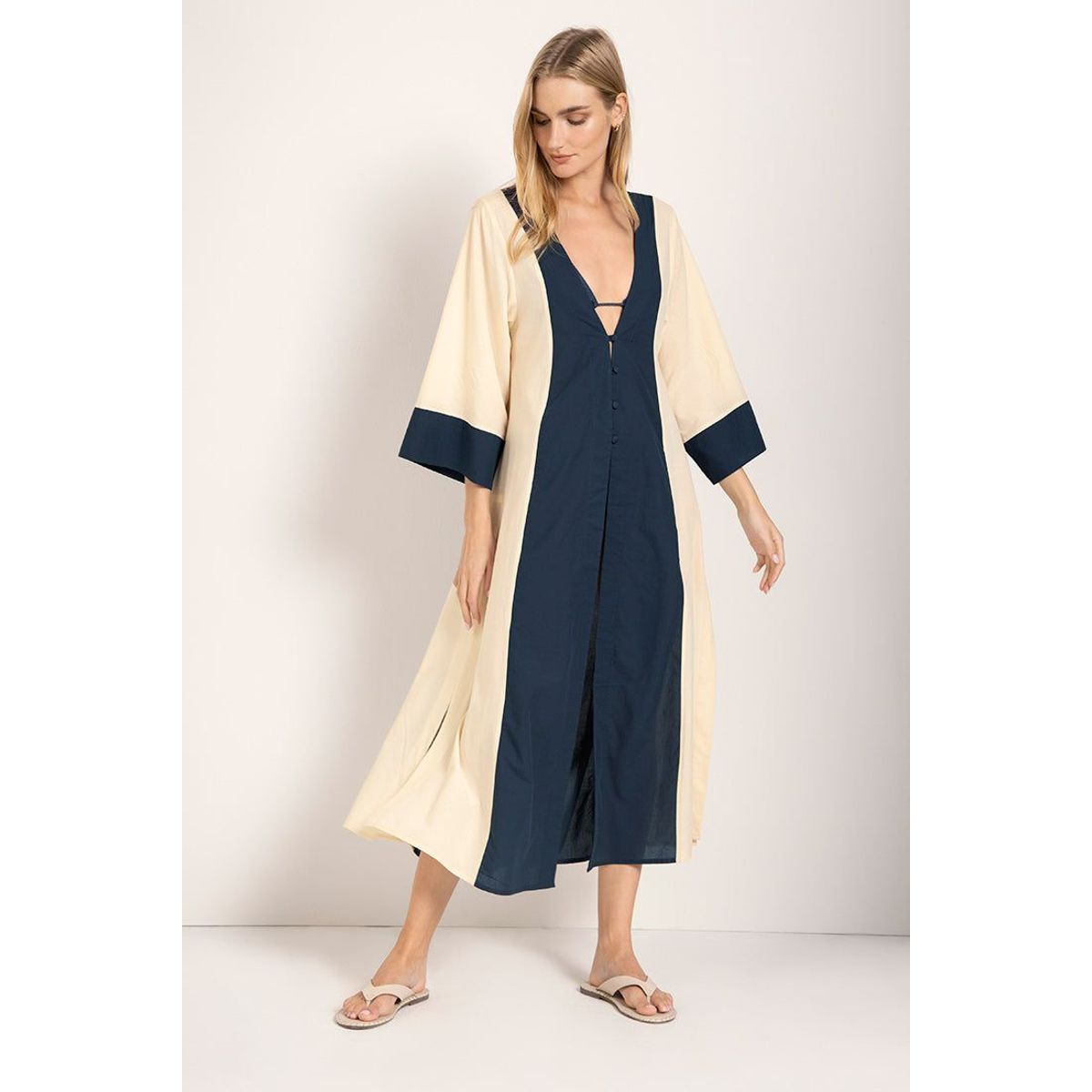 TOUCHE BALNEAIRE - Camison de playa para dama Marca Touche Balneaire Ref 0A71042