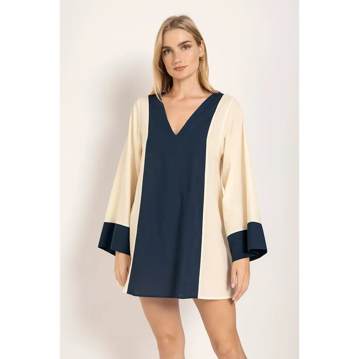 TOUCHE BALNEAIRE - Camison de playa para dama Marca Touche Balneaire Ref 0A72042