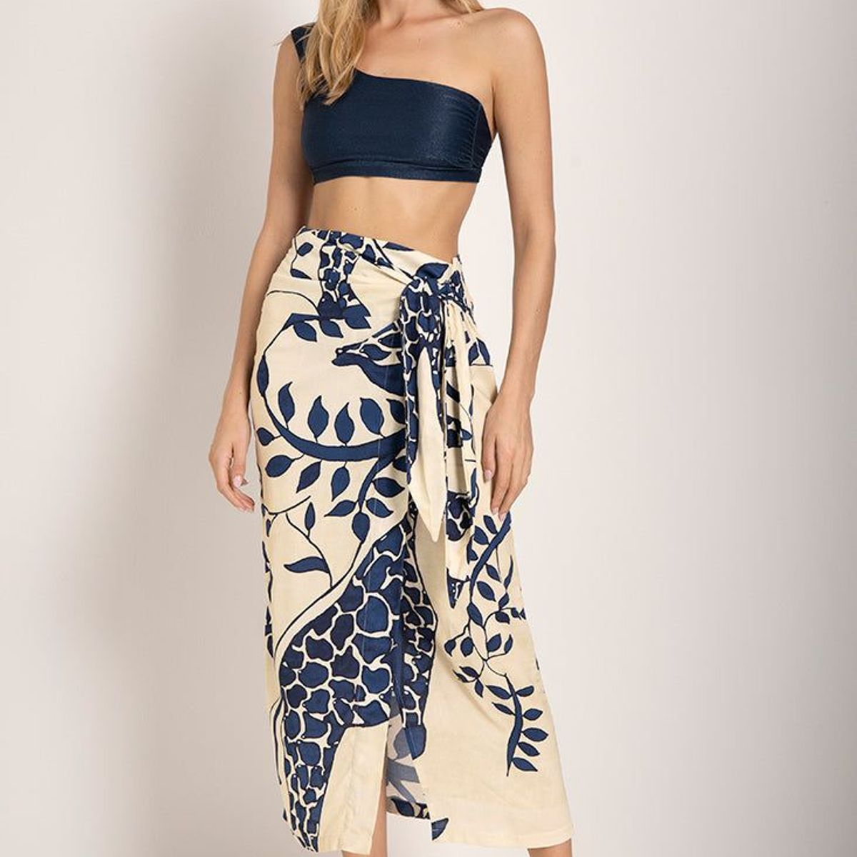 TOUCHE BALNEAIRE - Falda de Playa para dama Marca Touche Balneaire Ref 0F49042