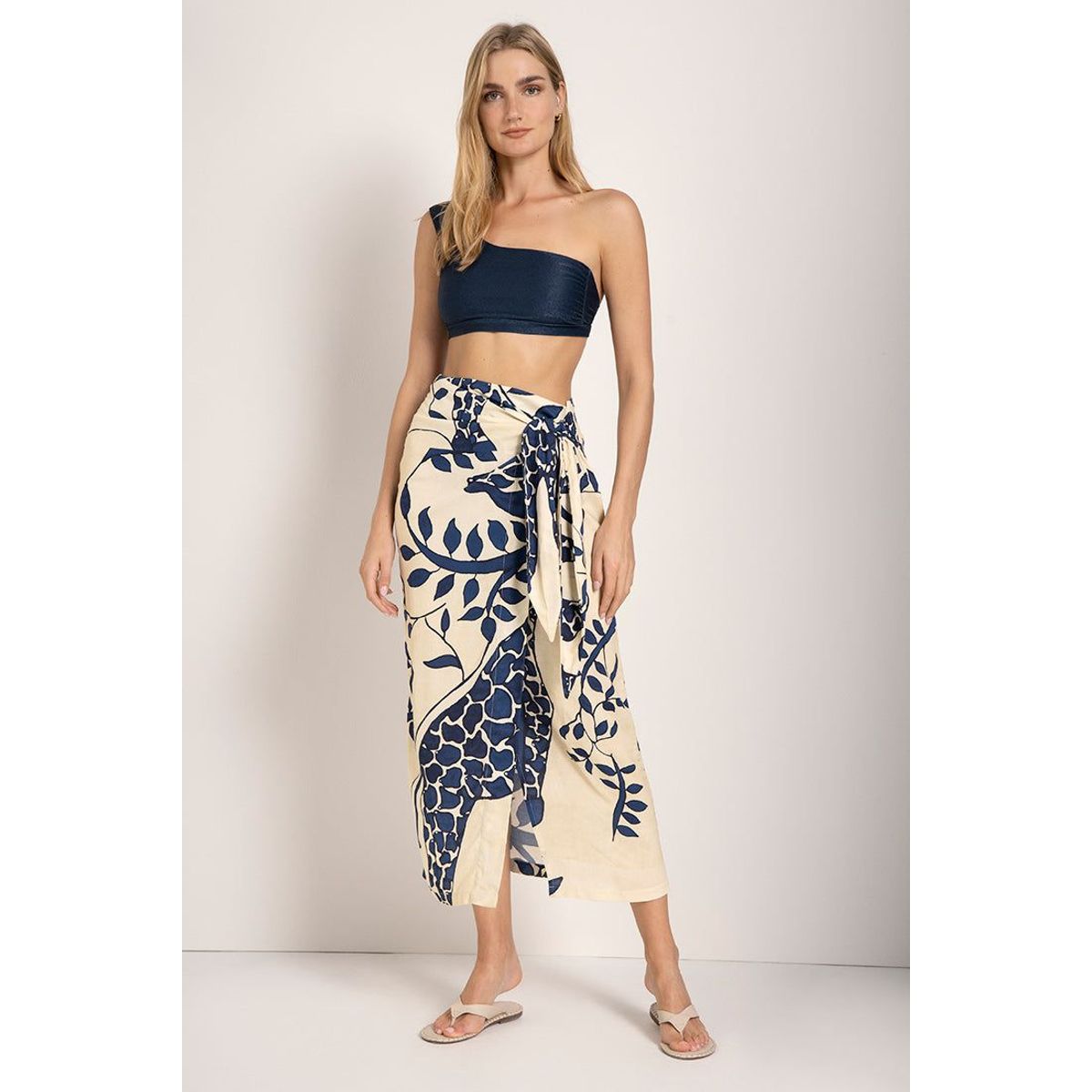 TOUCHE BALNEAIRE - Falda de Playa para dama Marca Touche Balneaire Ref 0F49042