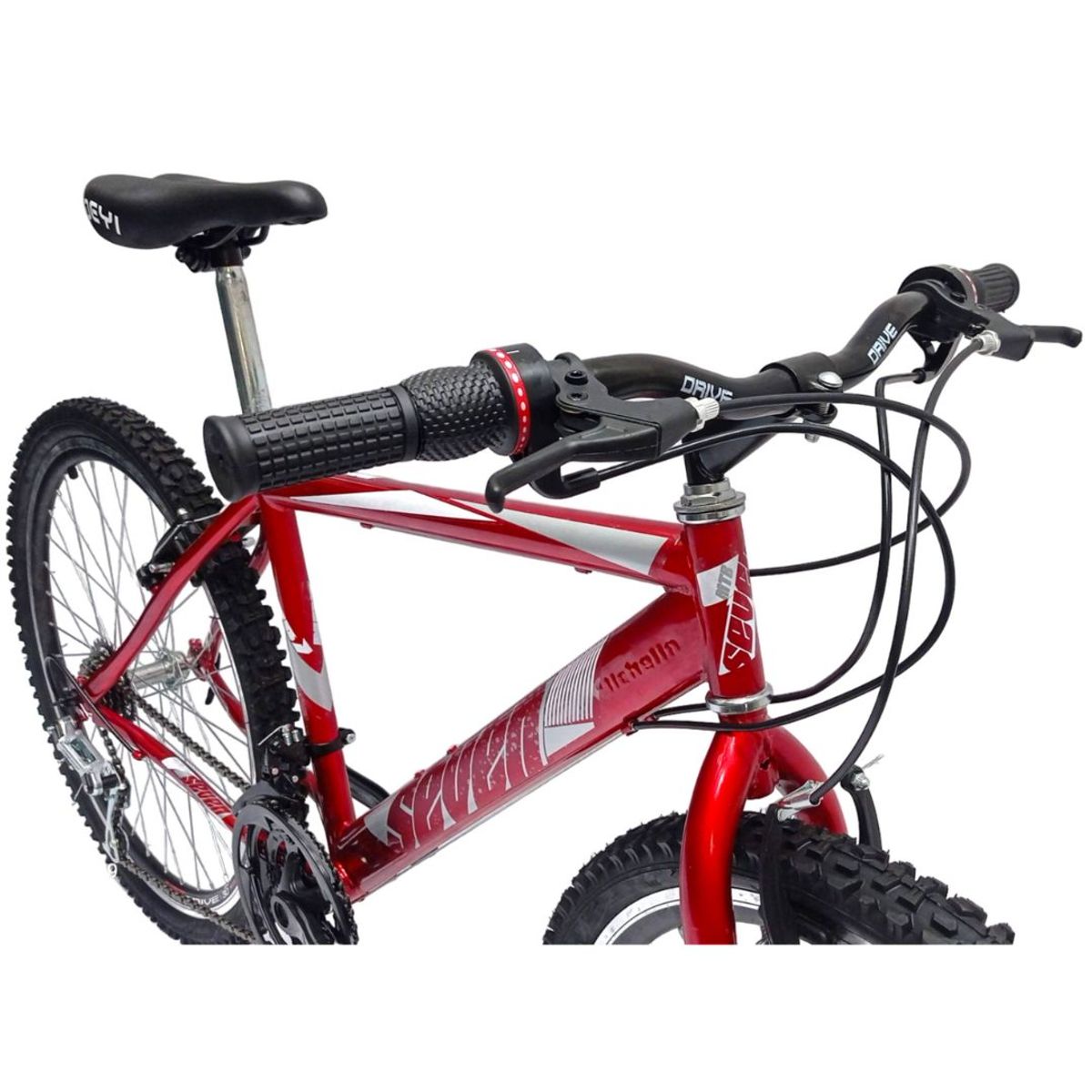 ATILA - Bicicleta Todoterreno 26 Rines en Aluminio18 Cambios Rojo
