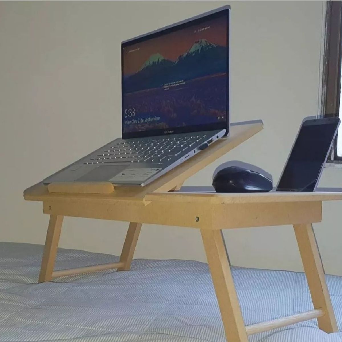 HOMETLY - escritorio plegable portatil con 3 alturas.