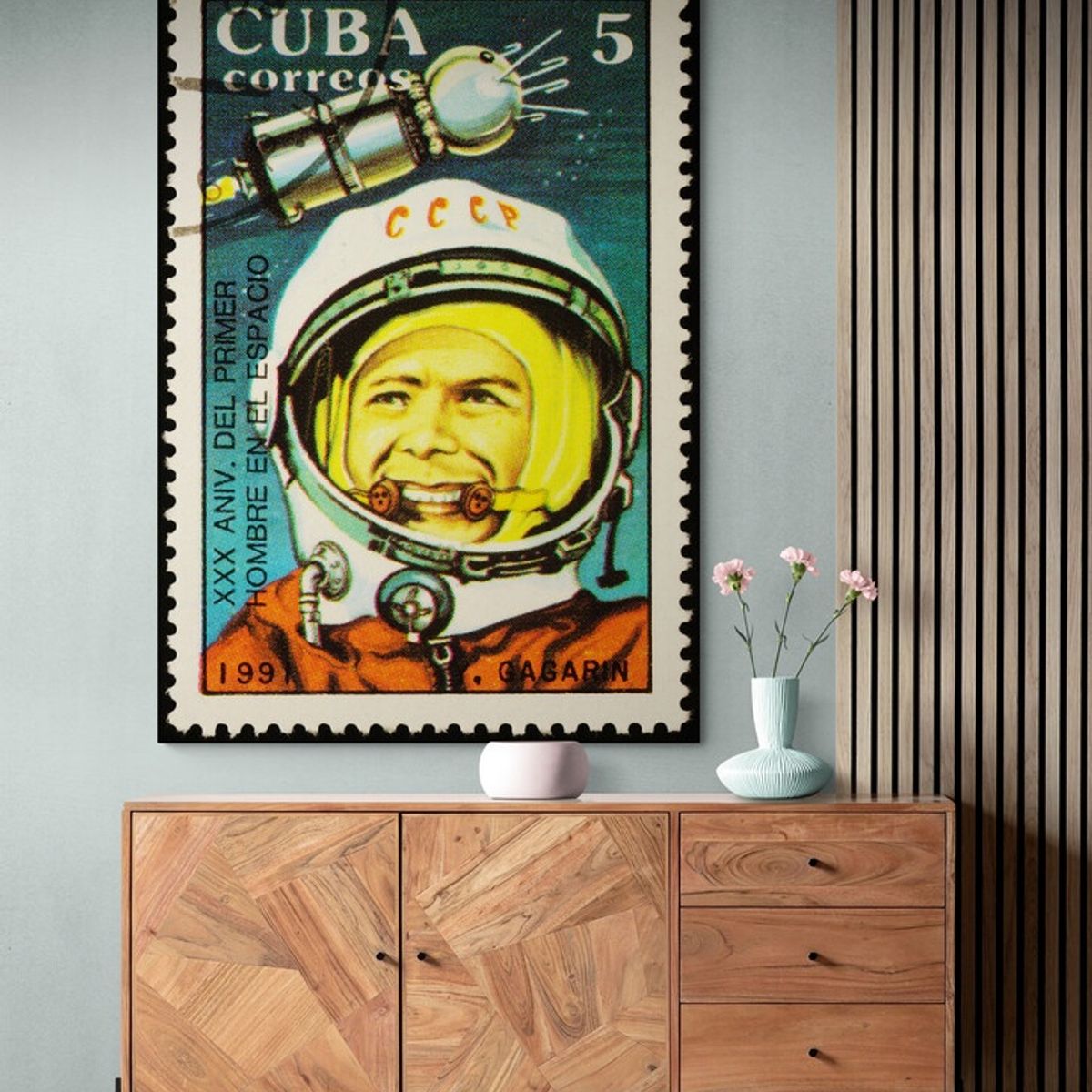 TAYRONA STORE - Cuadro En Lienzo Para Habitaciones Astronauta Estampillas 079 70x100cm.