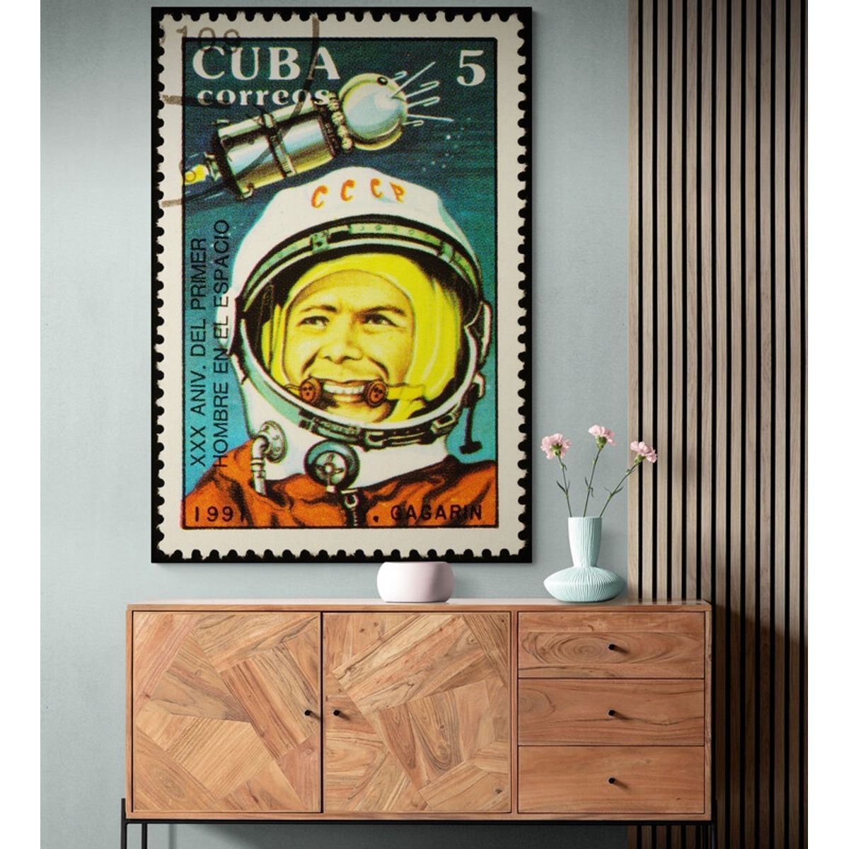 TAYRONA STORE - Cuadro En Lienzo Para Habitaciones Astronauta Estampillas 079 70x100cm.