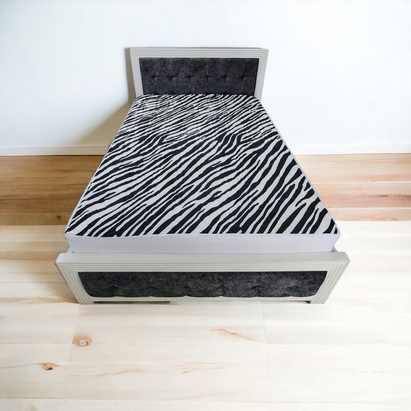HOGARETO - Protector Colchón Estampado Cebra Cama Extradoble Queen 160x190cm