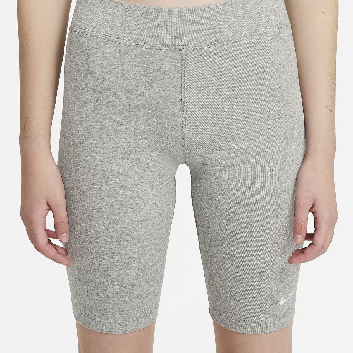 NIKE - LICRA NIKE CORTA DE CICLISMO ESSENTIAL CZ8526-063 SHORT NEGRO MUJER