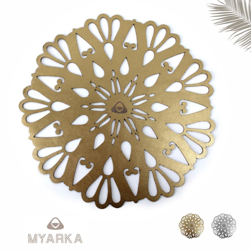 MYARKA LATINA - Individuales Doble faz  x 4 unidades Myarka  Flowers Plata / Dorado