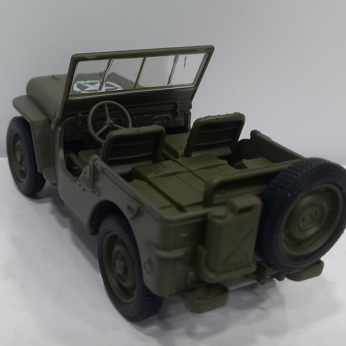 WELLY - CARRO JEEP WILLYS TAPA BAJA MILITAR A ESCALA 134