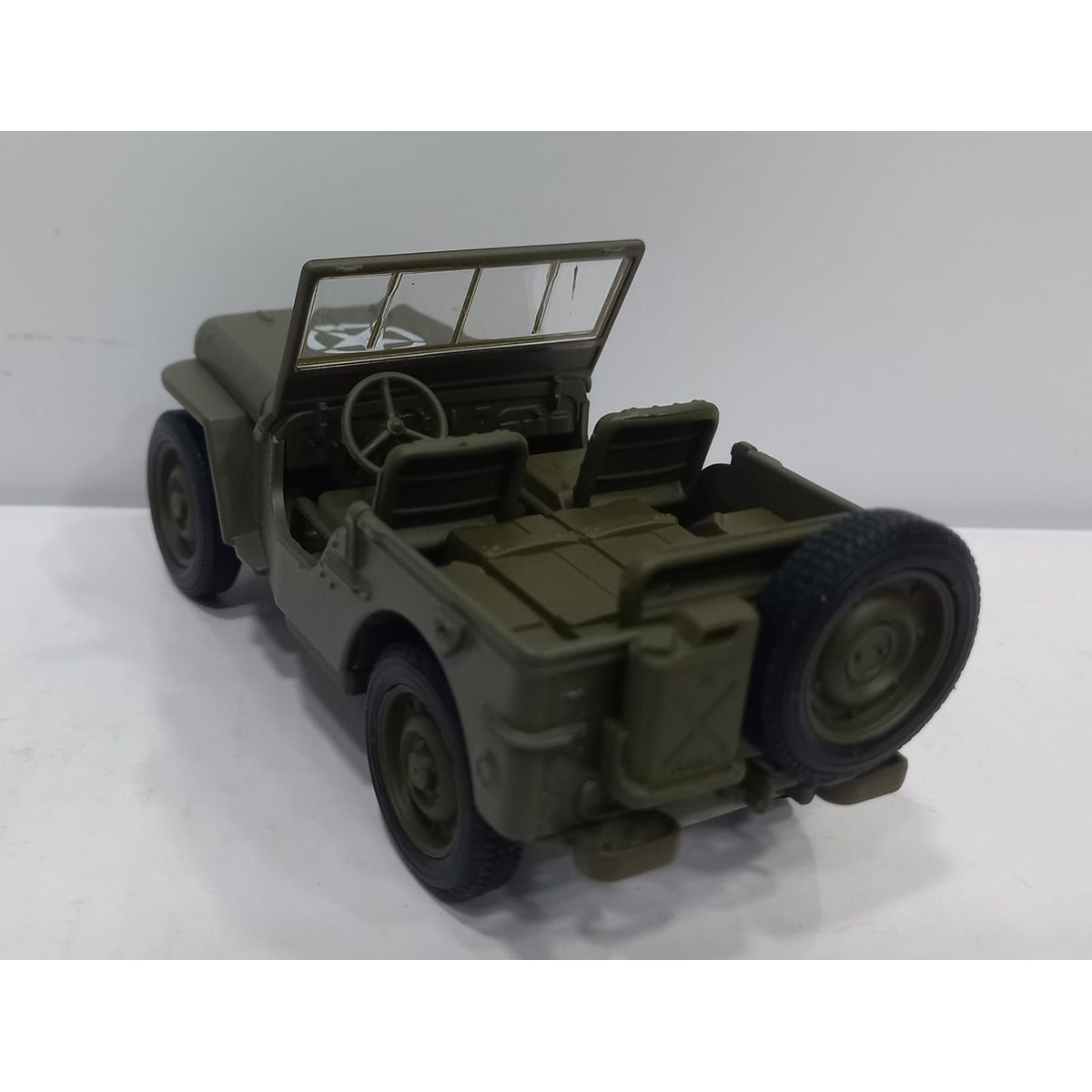 WELLY - CARRO JEEP WILLYS TAPA BAJA MILITAR A ESCALA 134