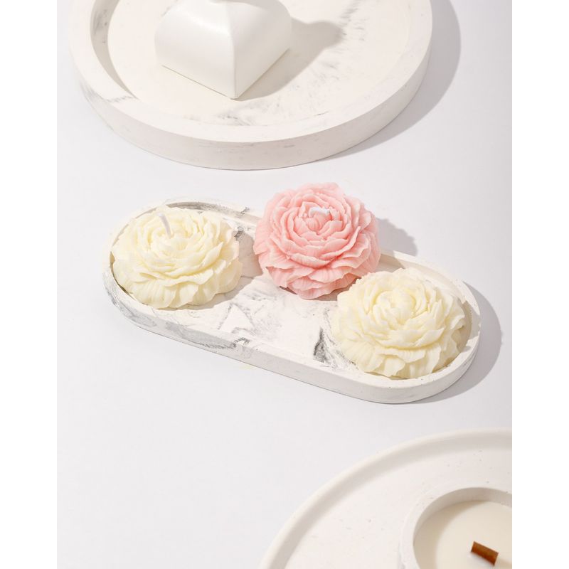 DECORACIONES ALE Y GABI - Set De 3 Velas Aromaticas Peonias y Base