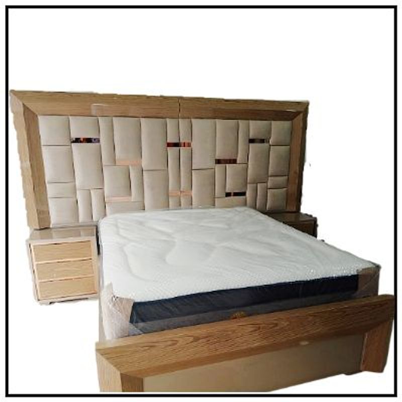 DAVINCI - Cama de lujo color beige nocheros y colchón ultra suave Queen