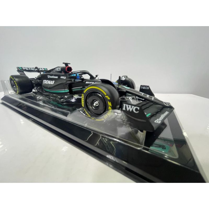 BURAGO - CARRO F1 MERCEDES BENZ W14E GEORGE RUSSELL 63 A ESCALA 1/24