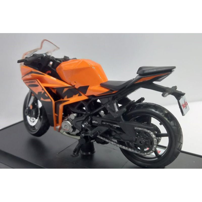 MAISTO - MOTO KTM RC 390 NARANJA A ESCALA 1/18 DE COLECCIÓN