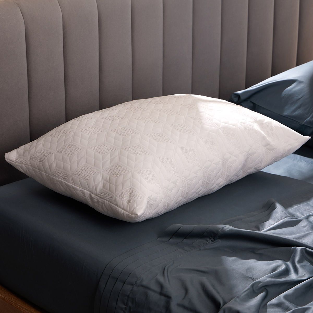 DISTRIHOGAR - Almohada Sensación Fría Ice Touch Soporte Medio 50 X 70 Cm