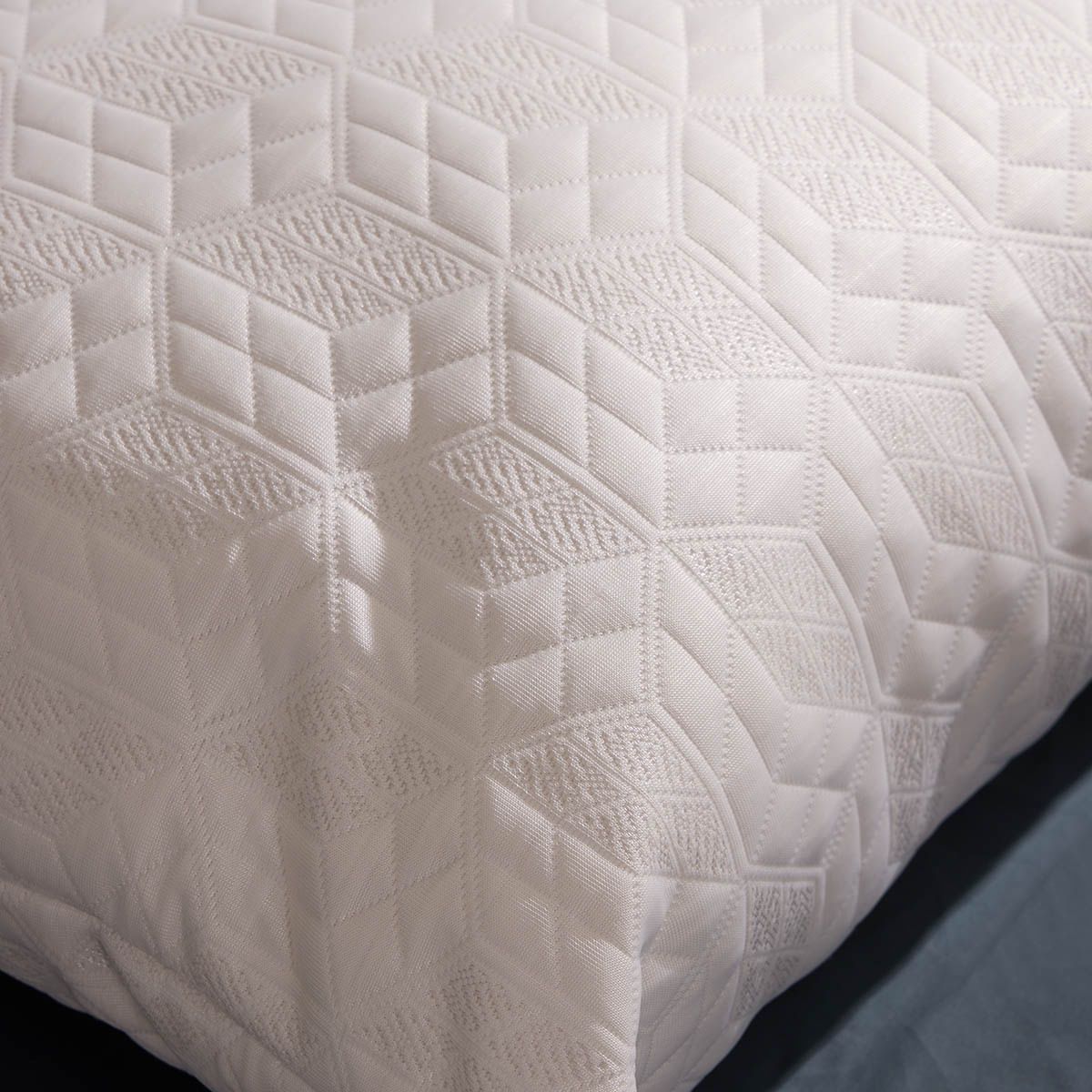 DISTRIHOGAR - Almohada Sensación Fría Ice Touch Soporte Medio 50 X 70 Cm