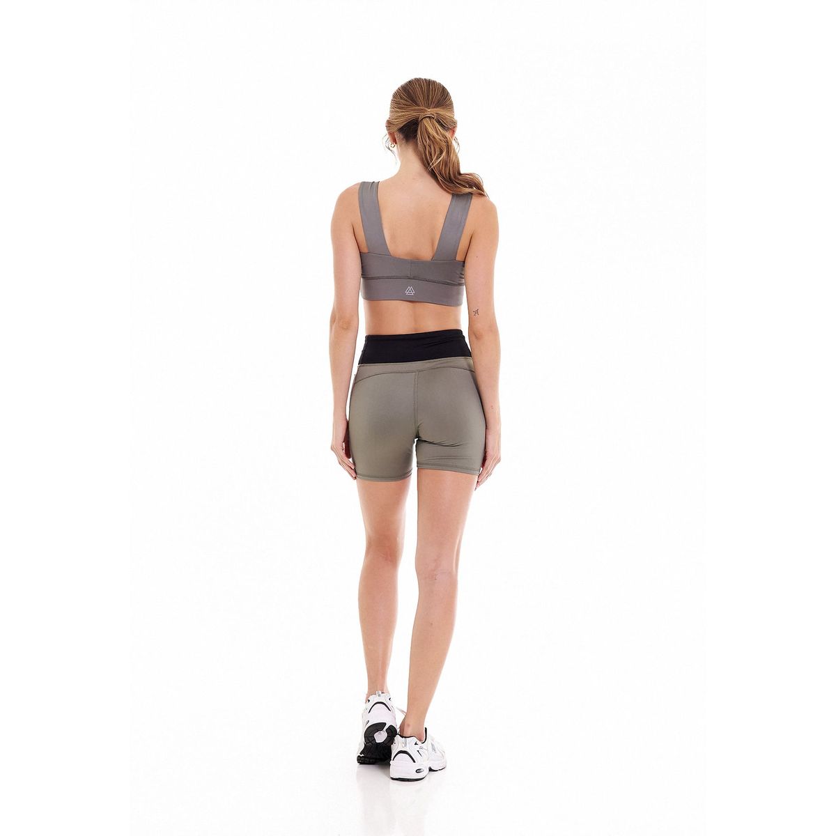 BELIFE - Ciclista Verde Mar Deportivo Mujer Belife.-