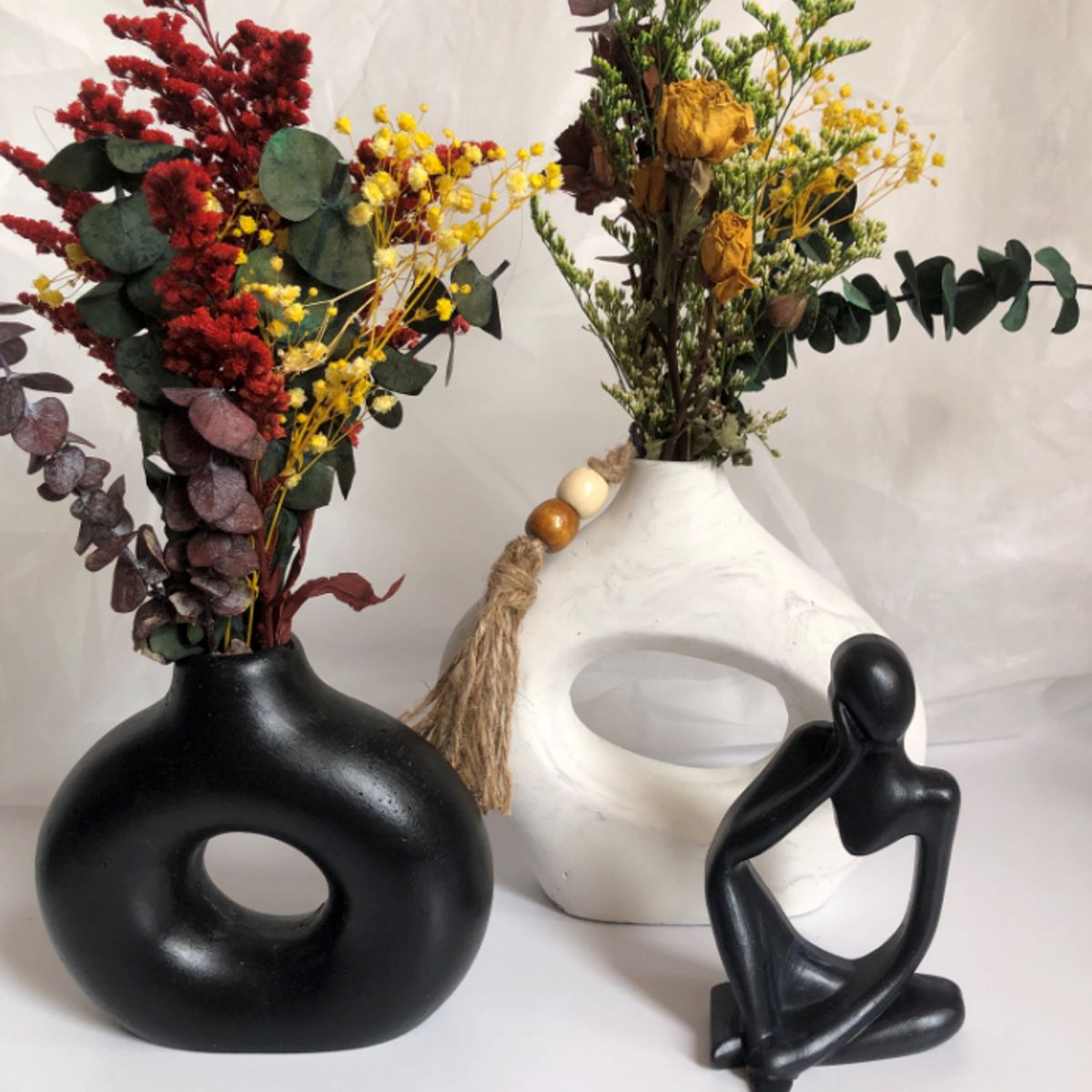 DECORACIONES ALE Y GABI - JARRÓN DECORATIVO  DONA NEGRA