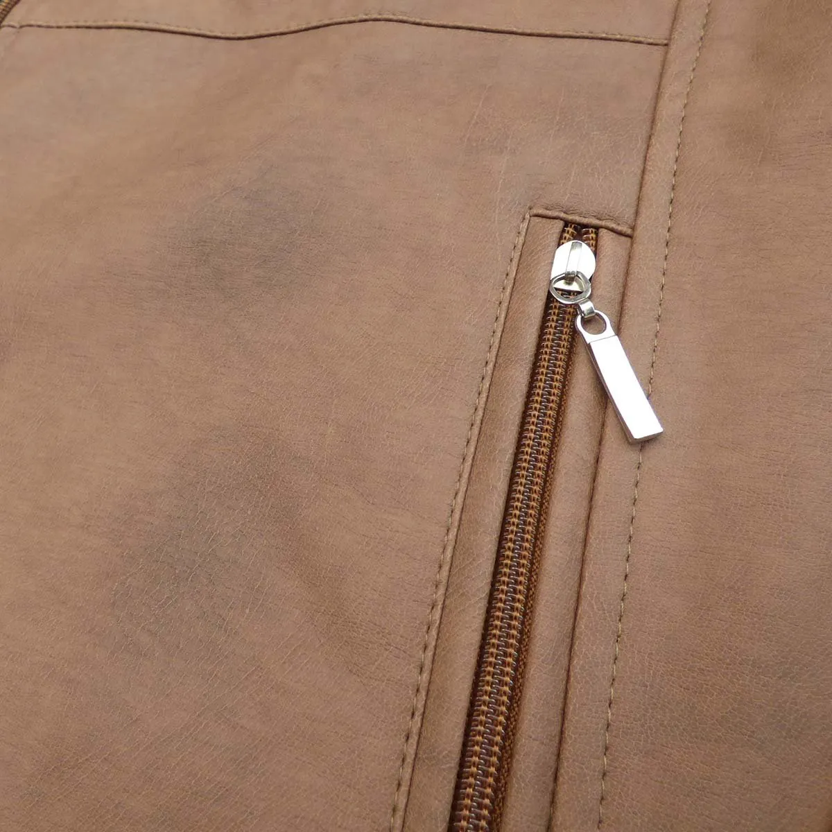 THE CLOTHING COMPANY - Chaqueta Hombre Cuero Sintético Smooth-Negro