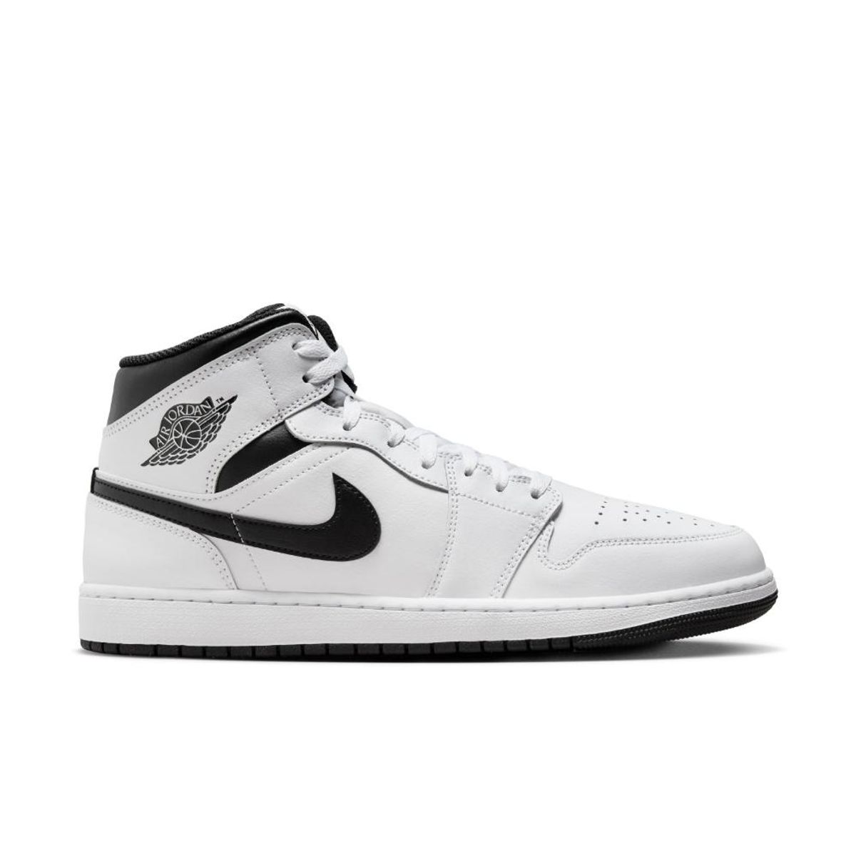 NIKE - Tenis Nike Air Jordan 1 Mid-Blanco