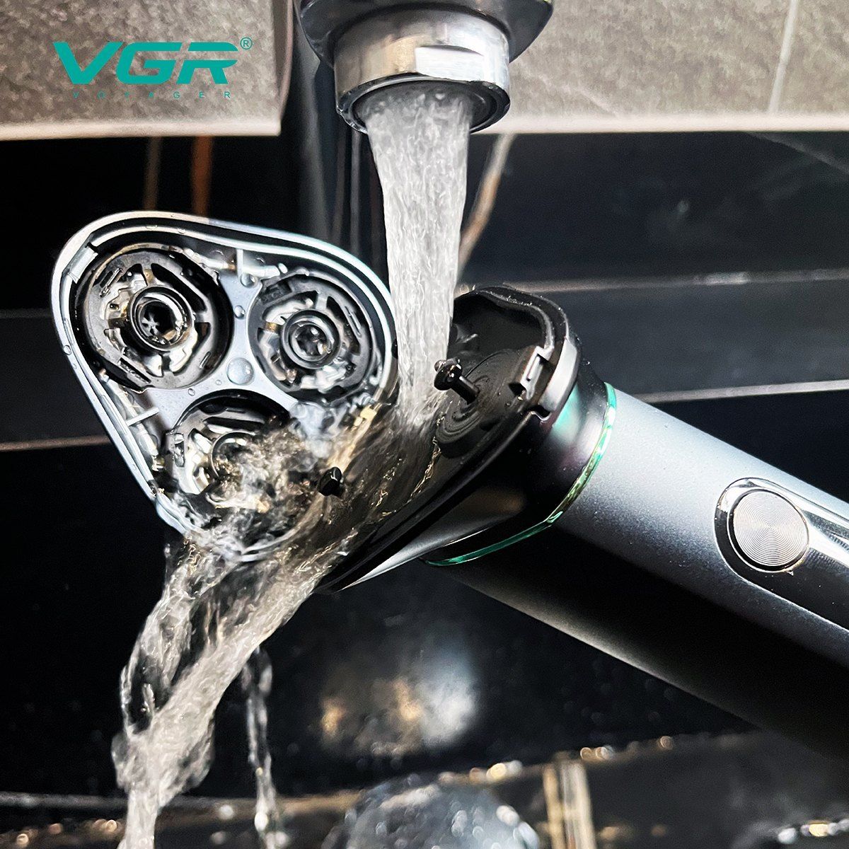 VGR - Maquina Afeitadora Profesional Vgr V-310 Recargable Usb 3 Cabezas