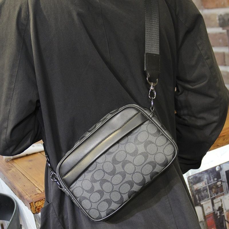 BOLSOS Y ACCESORIOS MB - Bolso Riñonera Elegante Para Hombre Louis Vuitton