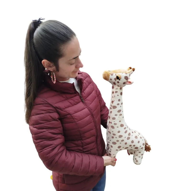 GENERICO - Peluche Jirafa Suavidad Y Ternura