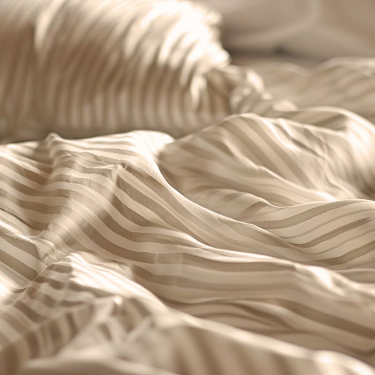 KARYTEX - Fundas Duvet A Rayas + 2 Fundas De Almohada Sencilla Camel.