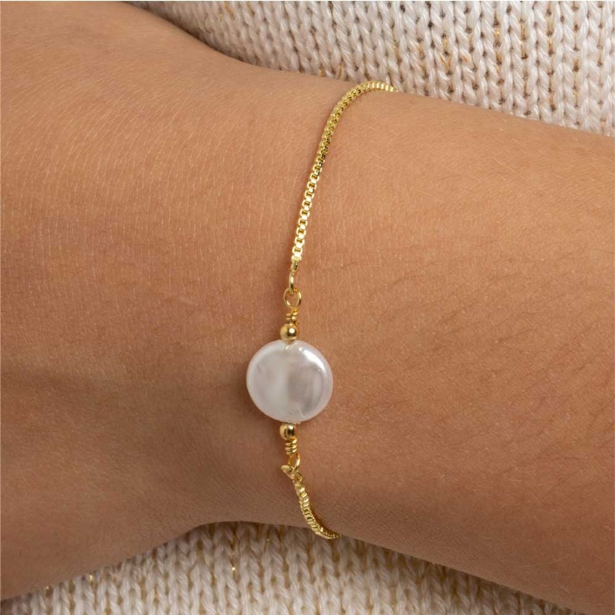ENIGMA - Pulsera Compás Dorado