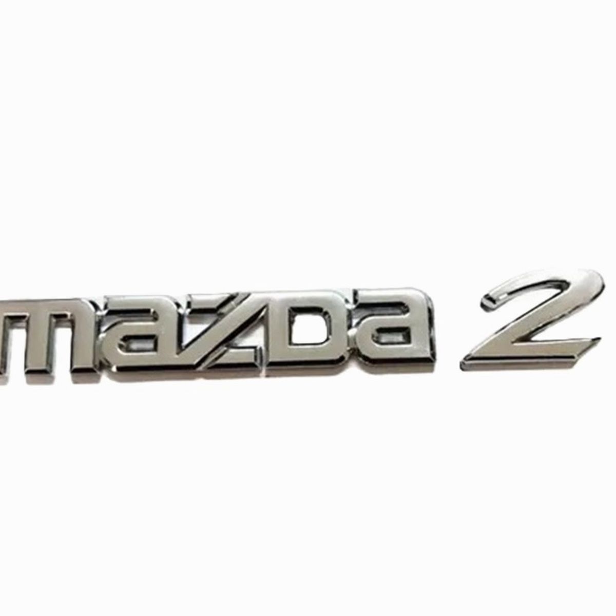 GENERICO - emblema mazda 2  accesorios mazda 2 modelos 2008-2015
