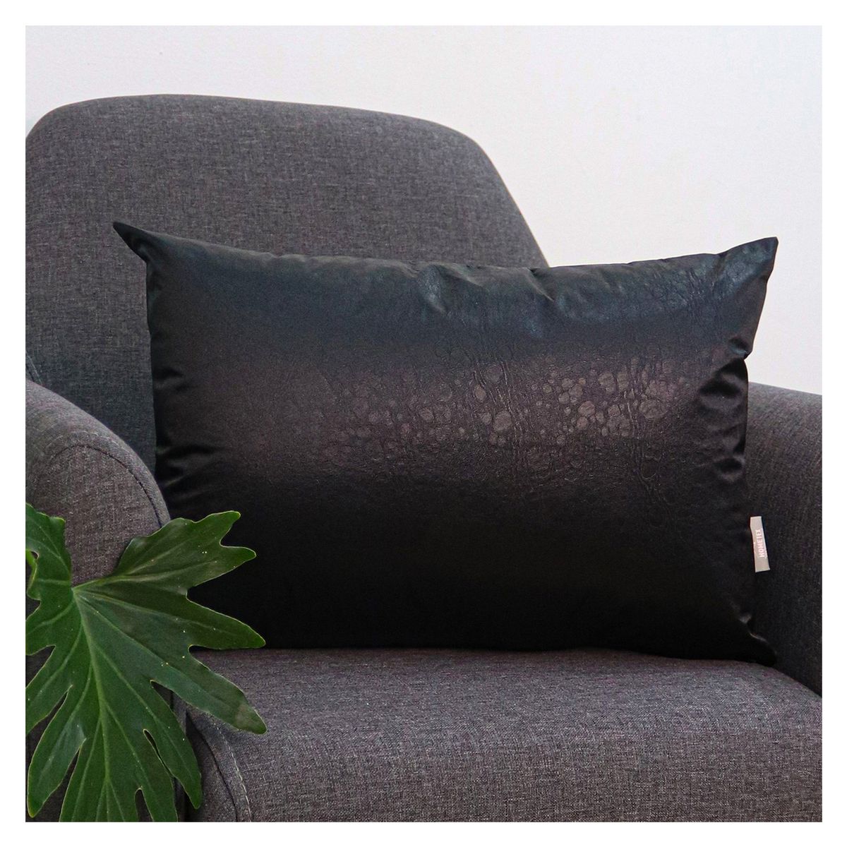 HOMETEX - COJIN RIÑONERA LUCIA NEGRA