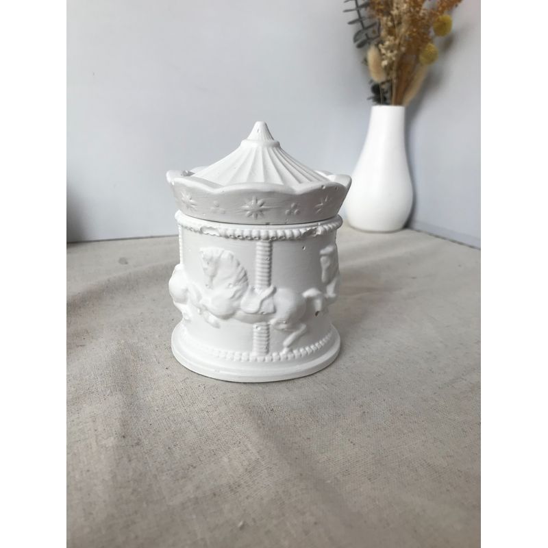 DECORACIONES ALE Y GABI - COFRE DECORATIVO BLANCO CARRUSEL  JC