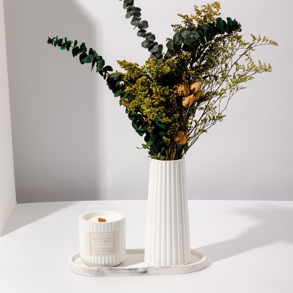 DECORACIONES ALE Y GABI - Centro De Mesa  Jarron Plato , flores y Vela Decorativa